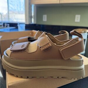 UGG Golden Glow Women’s Tan Sandals